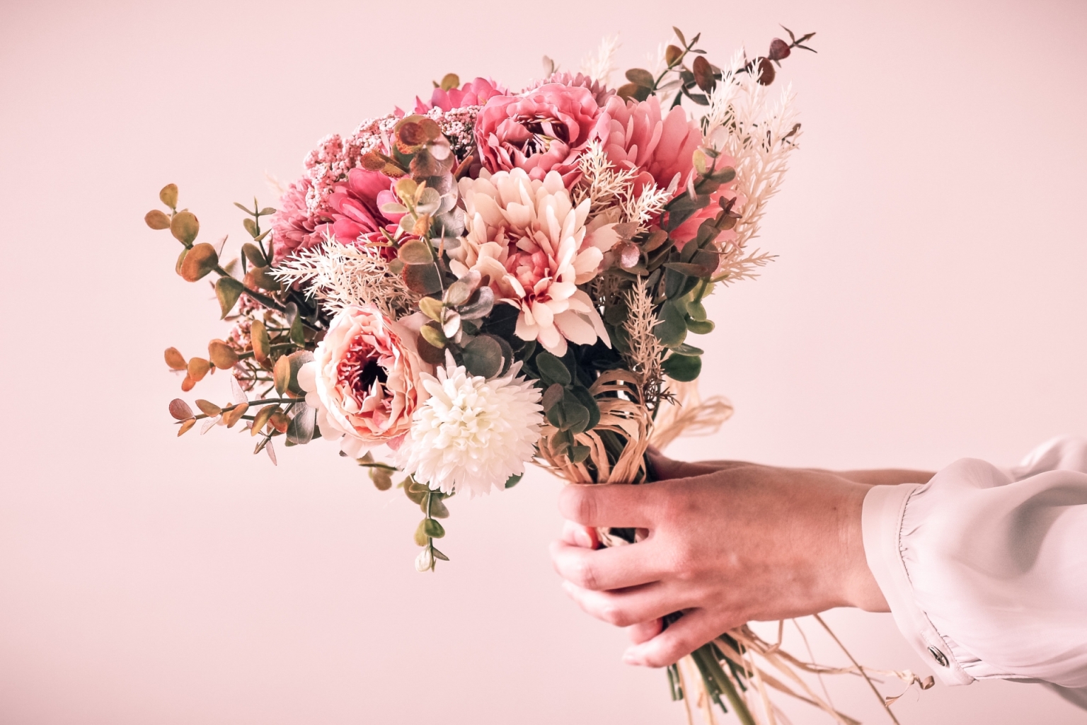 2023年2024年の結婚式に！最新ウェディングブーケのトレンド7選 いまをアルク